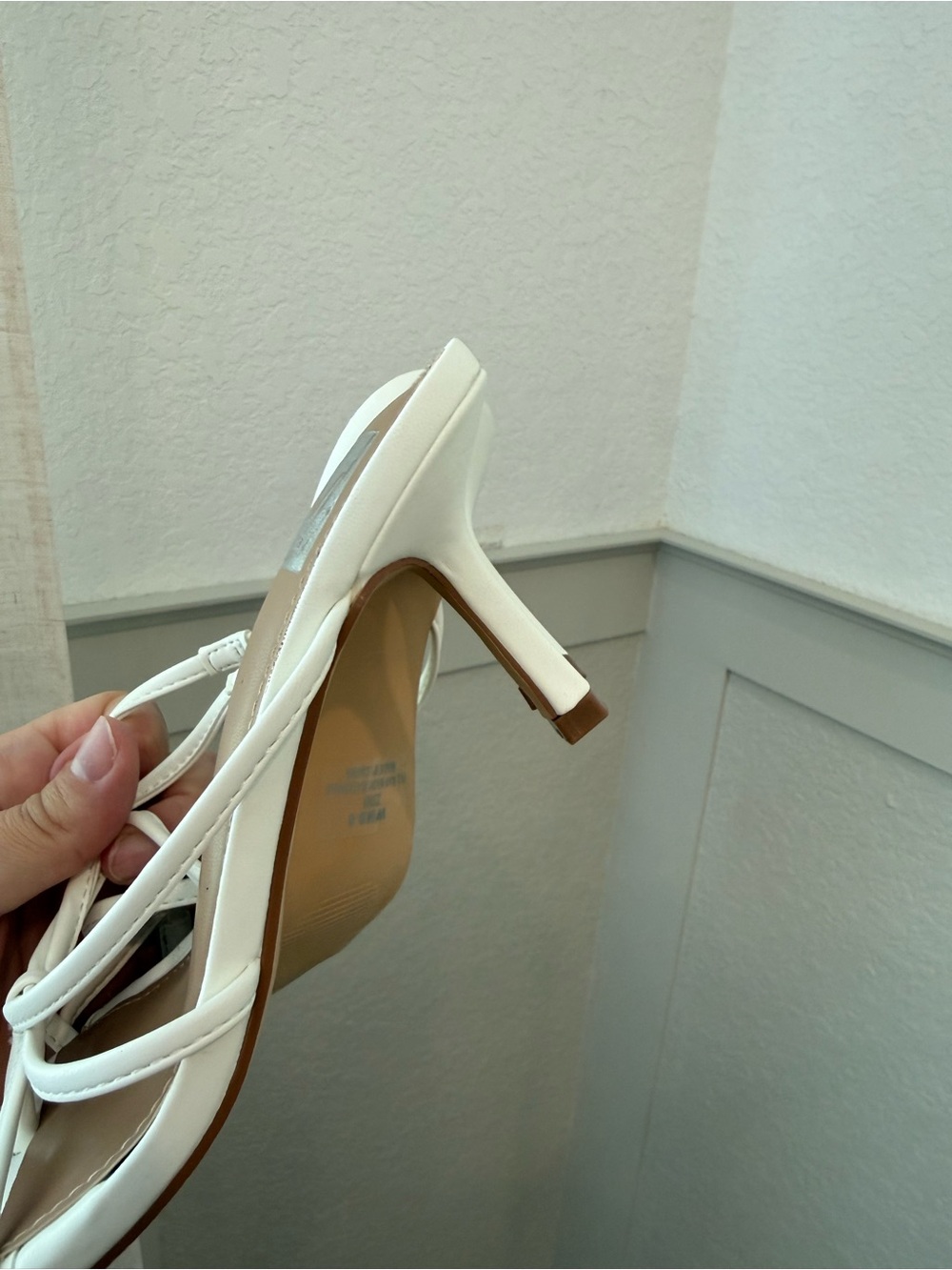 Dolce Vita White Knotted Strappy Square-Toe Mules - Picture 3 of 5